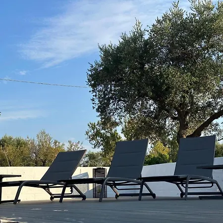 Holiday home Trullo Claf *